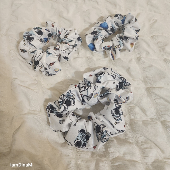 Space Adventure  Scrunchies Set Of 3 - Picture 1 of 3